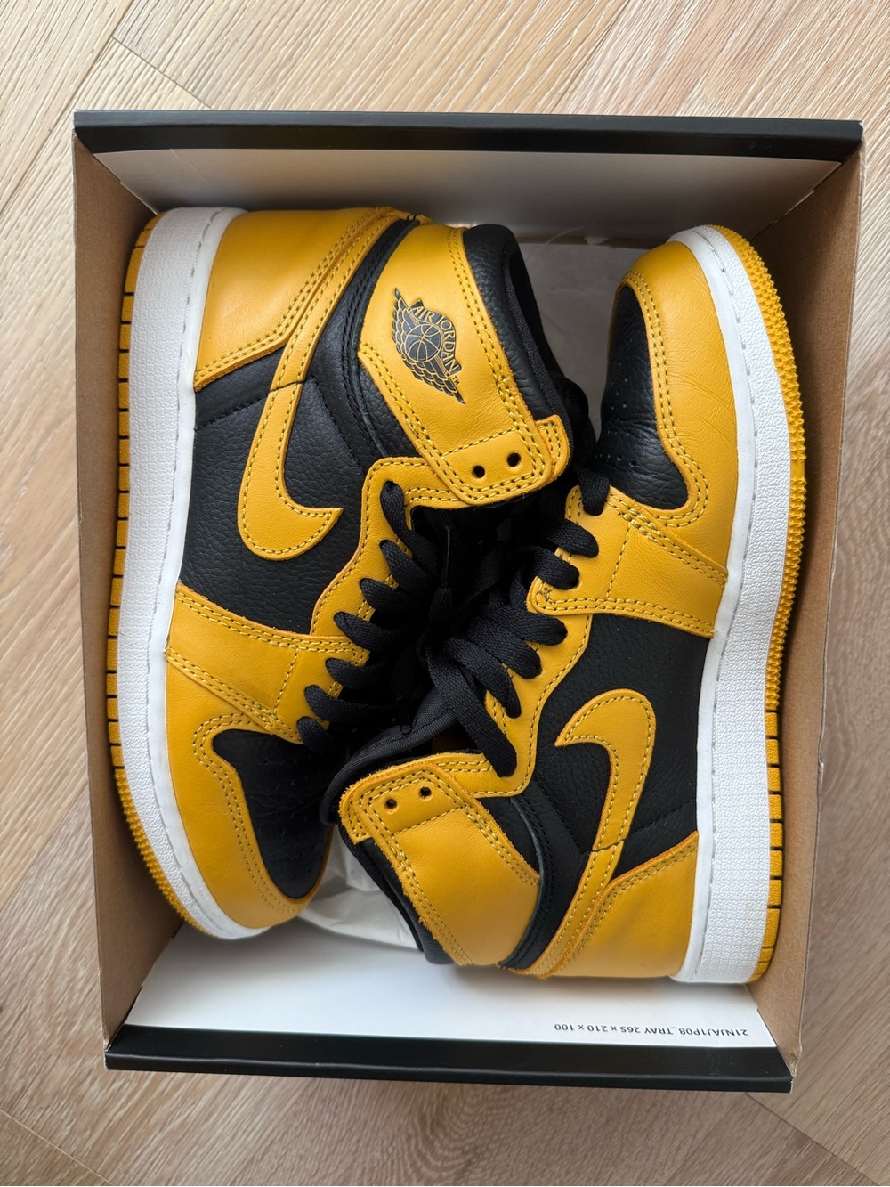 Jordan 1 pollens 4.5Y